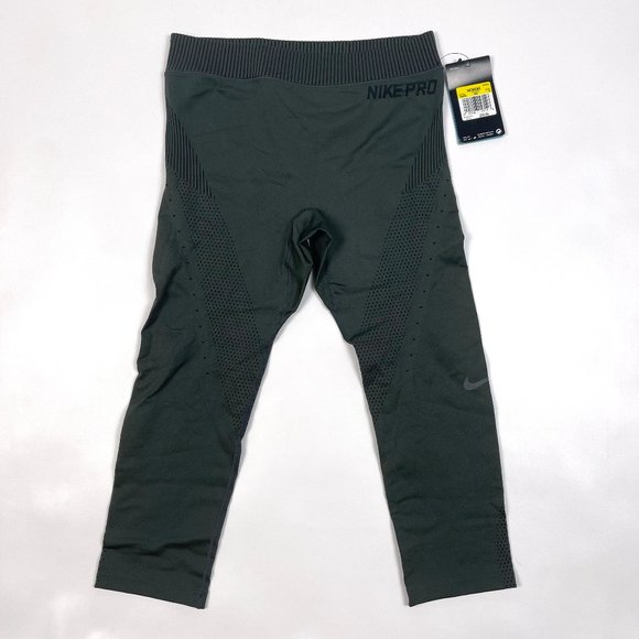 NIKE PRO Hypercool Limitless Capri Seamless Knit Tights 725635 Grey SMALL GGG18 - Picture 1 of 4